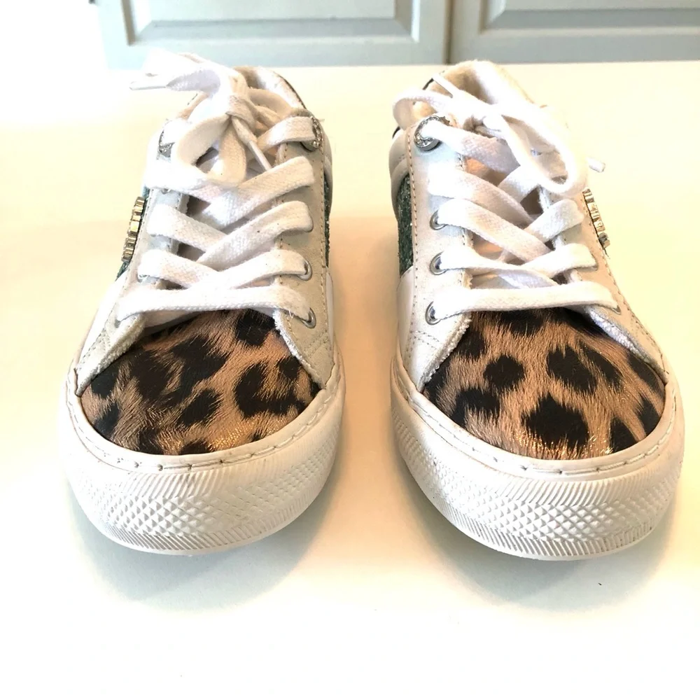 Guess Loven Low Profile Sneaker White Ocean Leopard Women’s 6.5 Animal Print